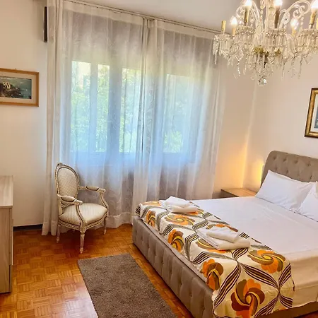 Abir's 3 * Βενετία